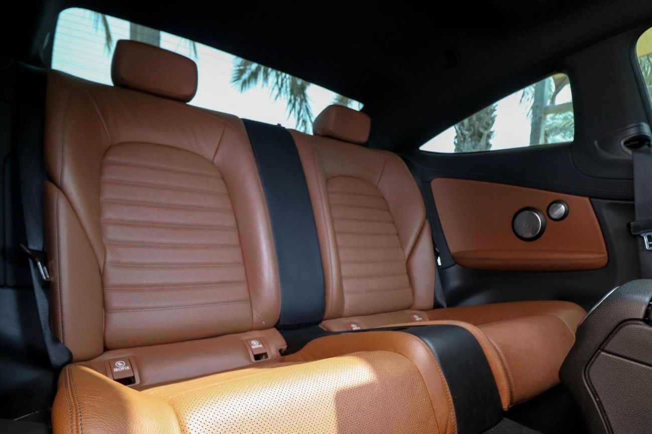 Mercedes-Benz C 300 C205