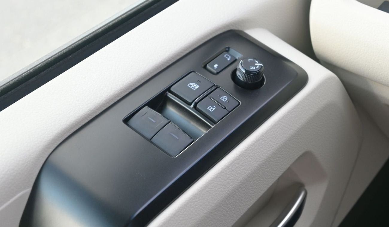 تويوتا هاياس Toyota Hiace GL  FULL OPTION 2025