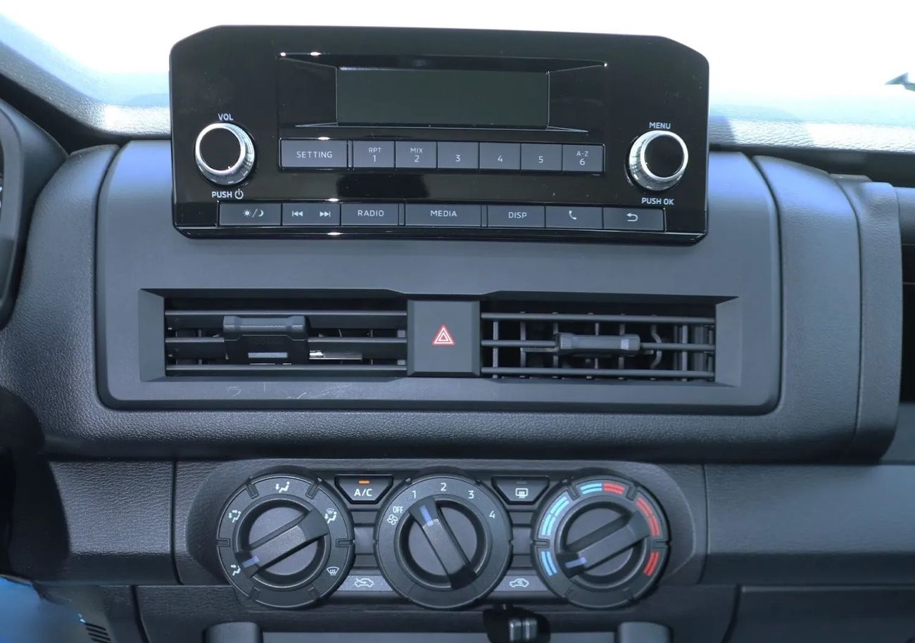 Mitsubishi L200 Triton GLX 4WD 2.4L Petrol MT High Line