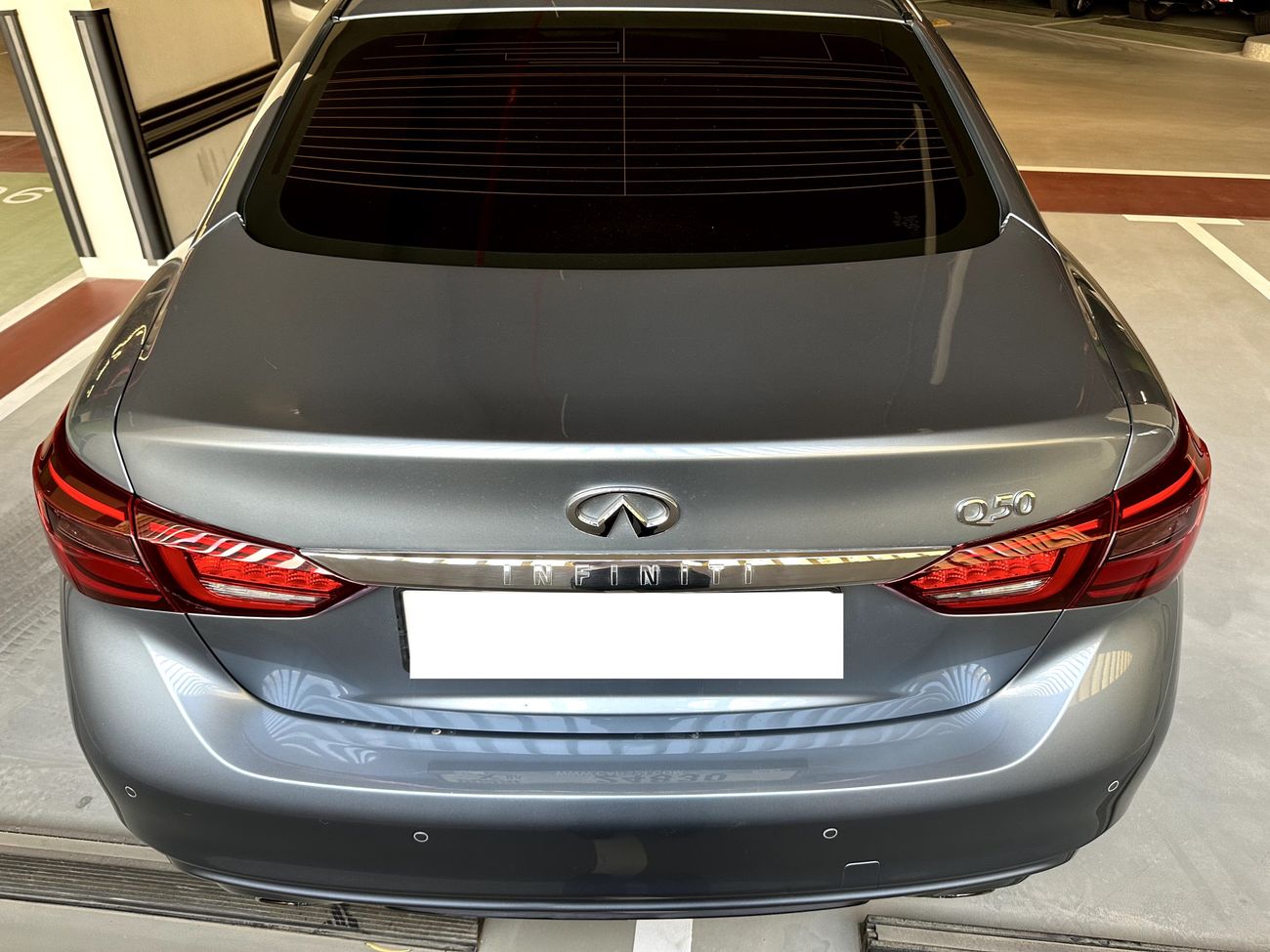 Infiniti Q50 Premium 2.0L