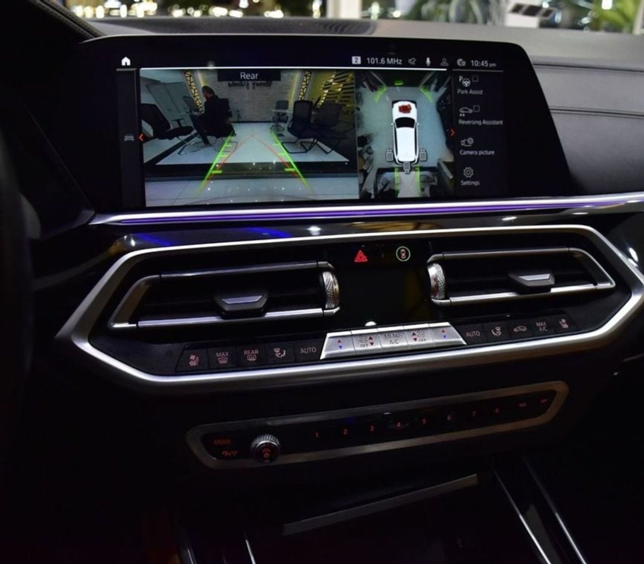 BMW X5 EXCELLENT DEAL for our BMW X5 xDrive40i M-Kit ( 2019 Model ) in White Color GCC Specs