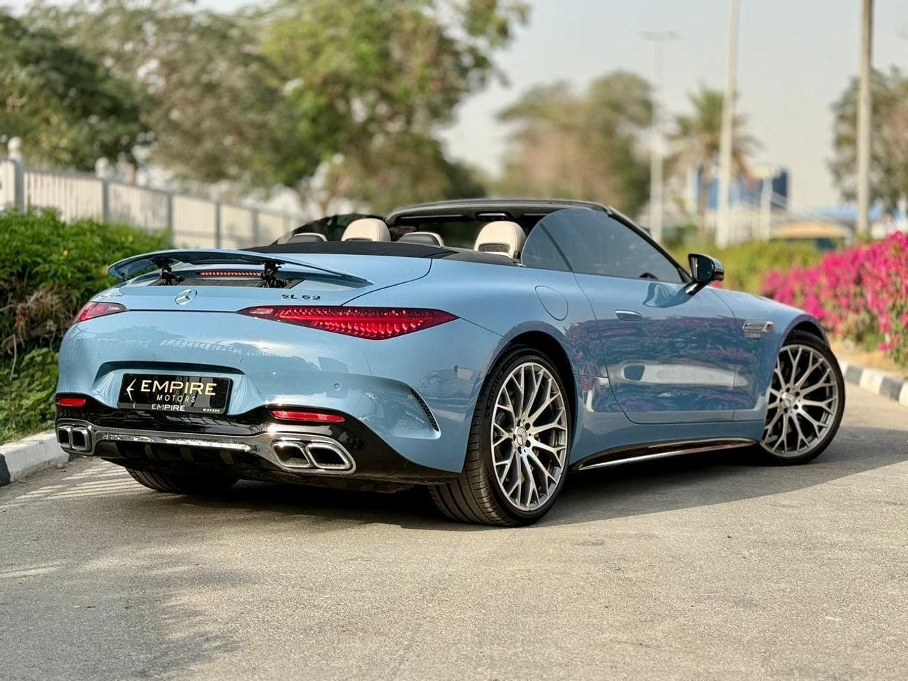 مرسيدس بنز SL 63 AMG Roadster SE Performance