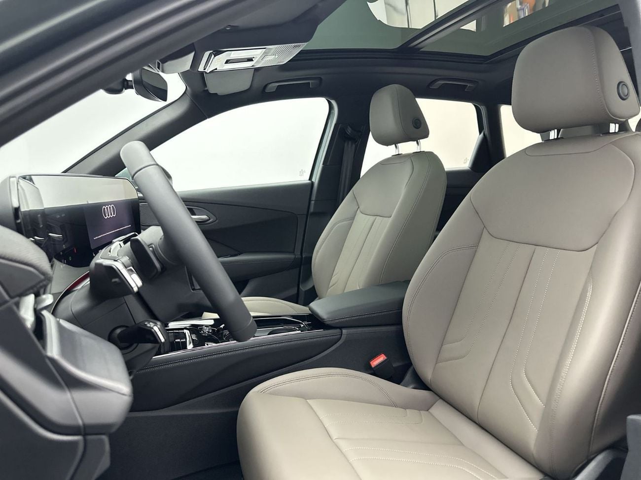 أودي Q3 SUV TFSI quattro 204hp Premium Edition (Ref# 26686)