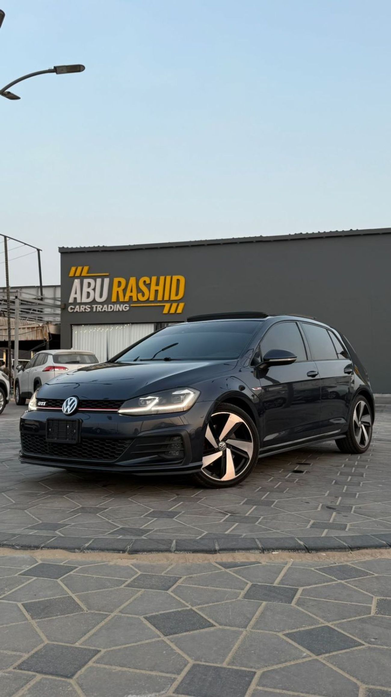 Volkswagen Golf GTI SEL 2.0T