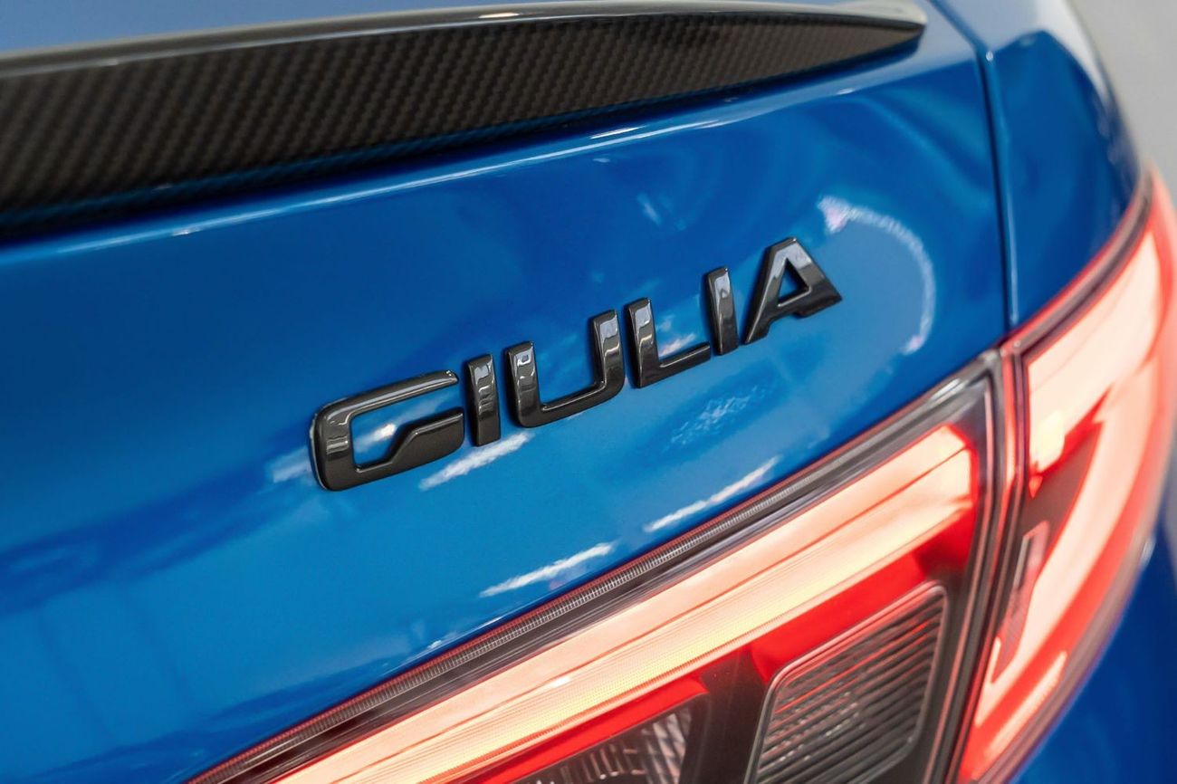 Alfa Romeo Giulia Quadrifoglio 2.9L (505 HP)