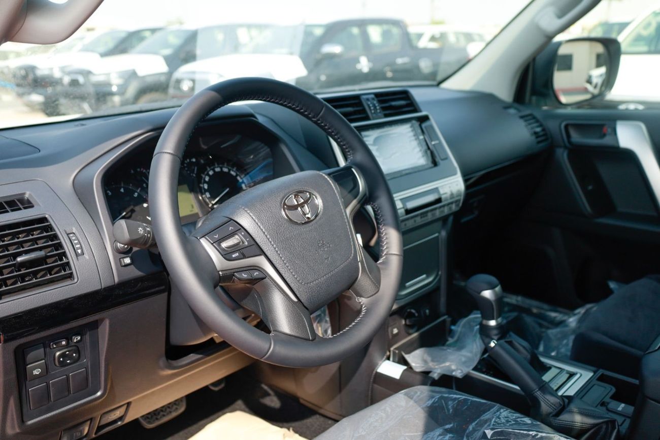 تويوتا برادو TOYOTA PRADO 2.7 TXL WHITE 2023