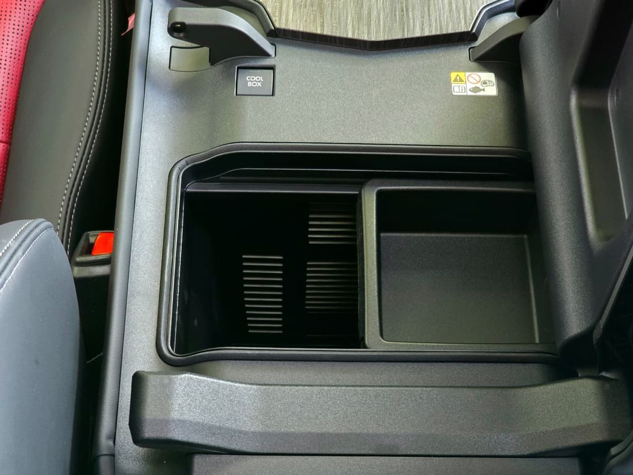 Toyota Land Cruiser TOYOTA LANDCRUISER LC300 DIESEL 3.3L - TWEEN TURBO - VXR - RADAR - FULLY LOADED - 2025 MODEL - BLACK