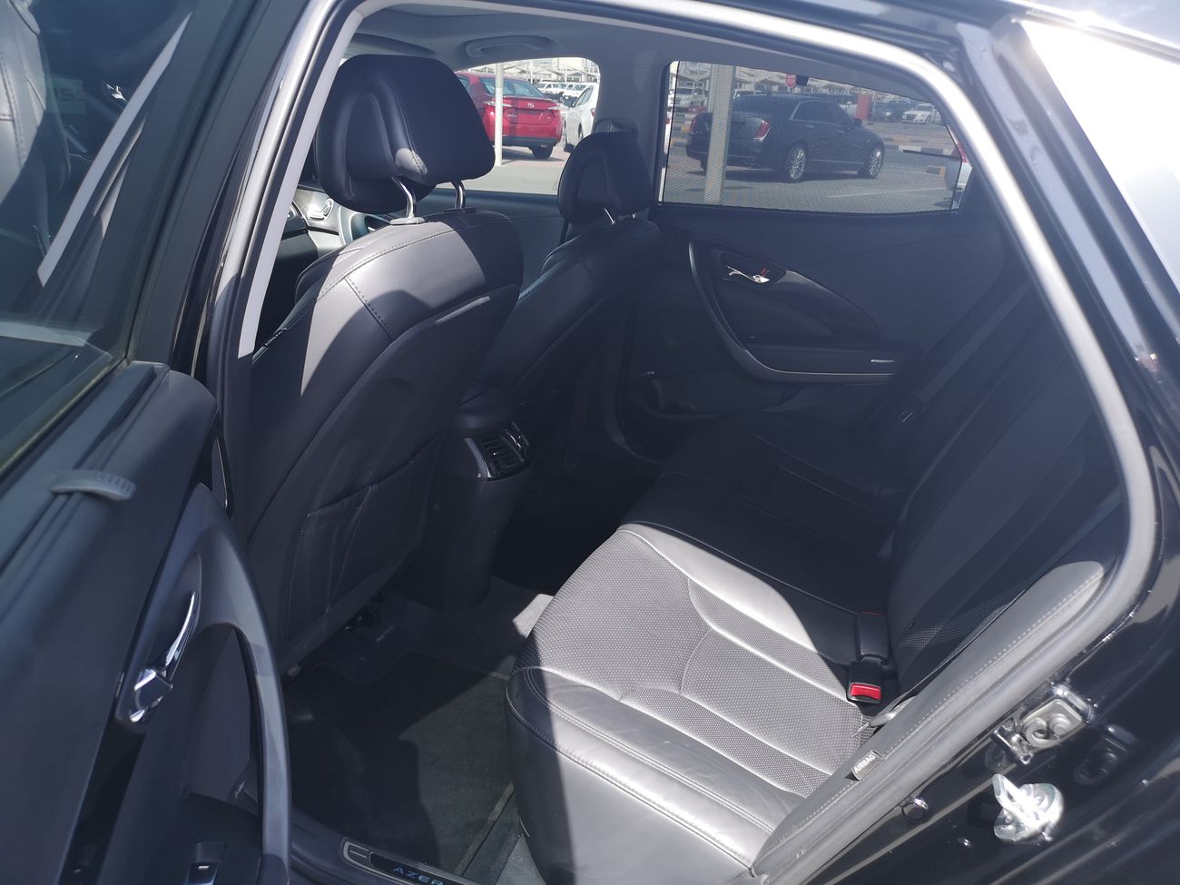 هيونداي أزيرا هيونداي ازيرا صالون