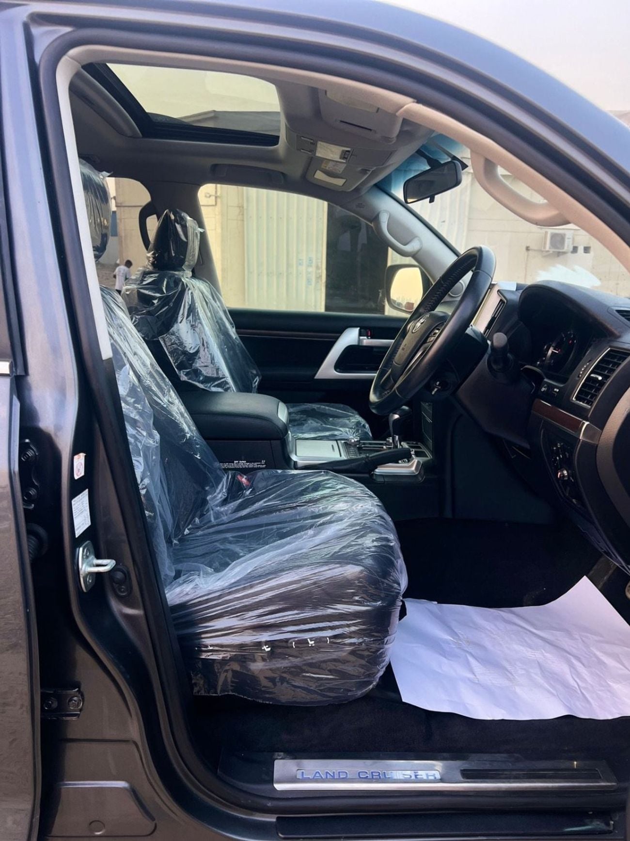 Toyota Land Cruiser GXR 2018 RHD Diesel Engine Full Option Very Clean And Perfect Condition