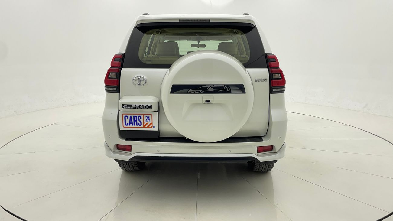 تويوتا لاند كروزر ADVENTURE 4 | بدون دفعة مقدمة | اختبار قيادة مجاني للمنزل