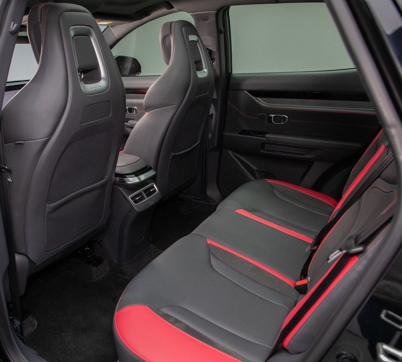 Jetour Dashing Luxury Black Edition