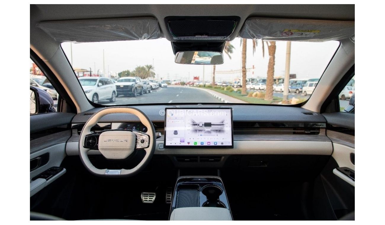 Jetour Dashing 2023 Jetour Dashing 1.6 Turbo Petrol A/T - Grey inside Beige