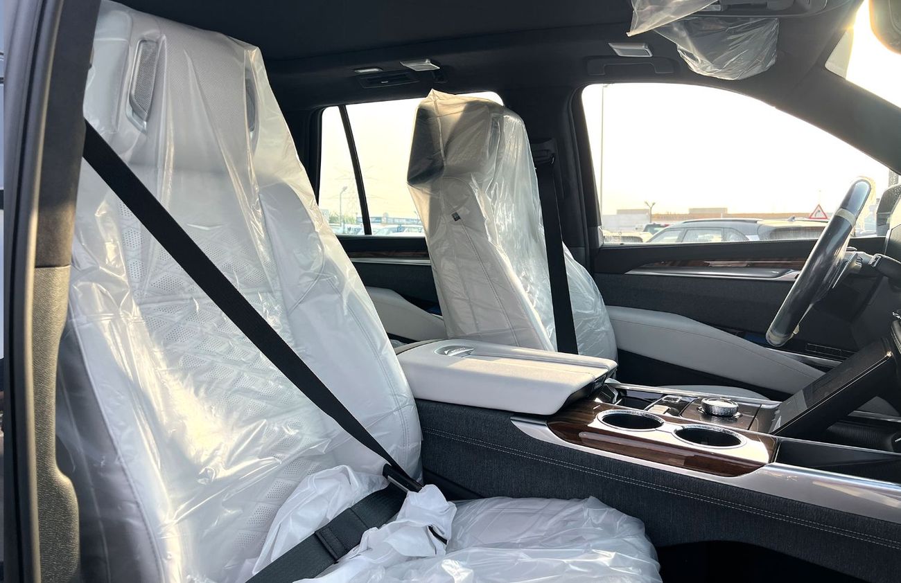 Cadillac Escalade 2025 Sport Platinum 6.2L 4WD