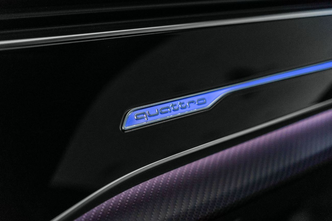 Audi RS Q8 TFSI quattro 4.0L