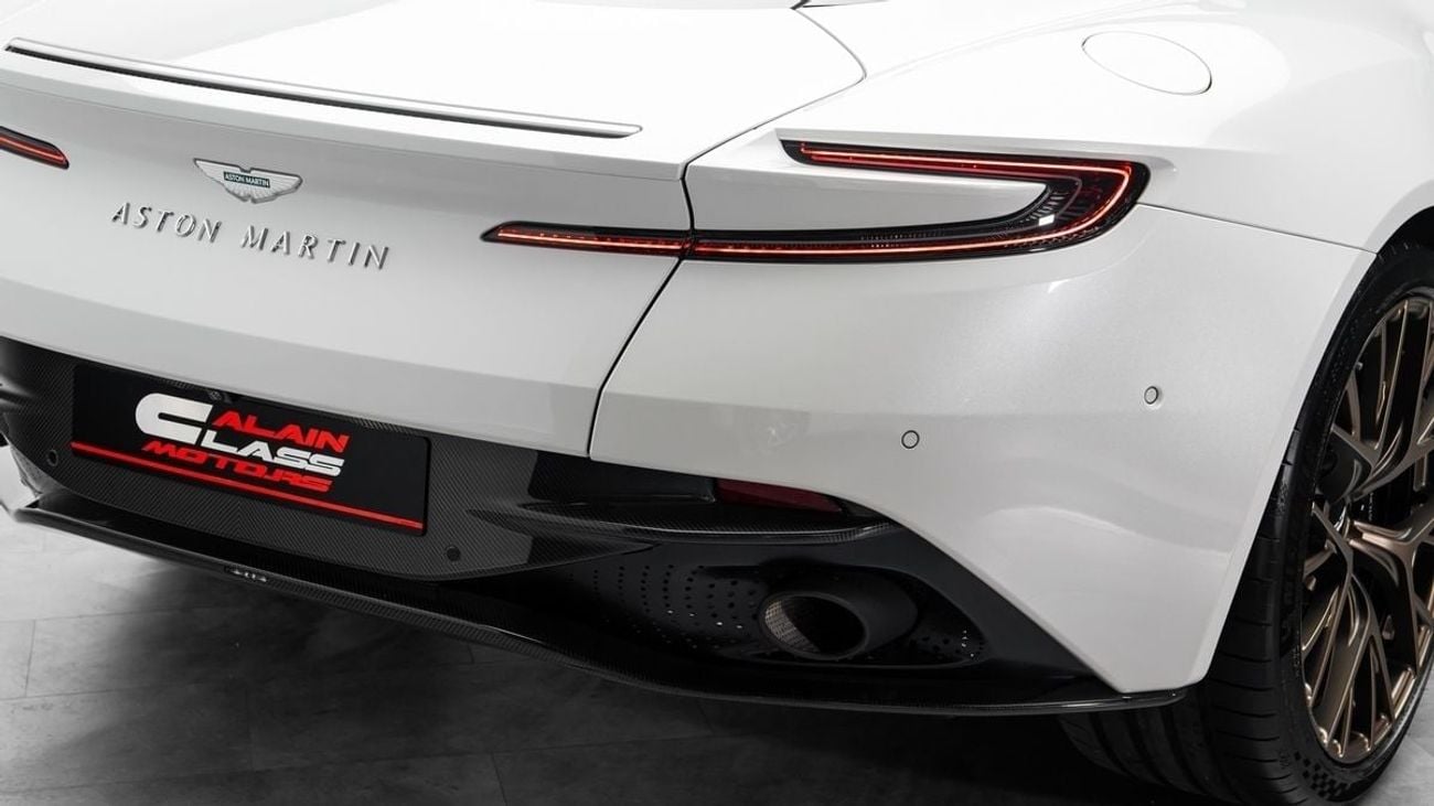 أستون مارتن DB12 - 2024 - GCC Specs - Under Warranty and Service Contract