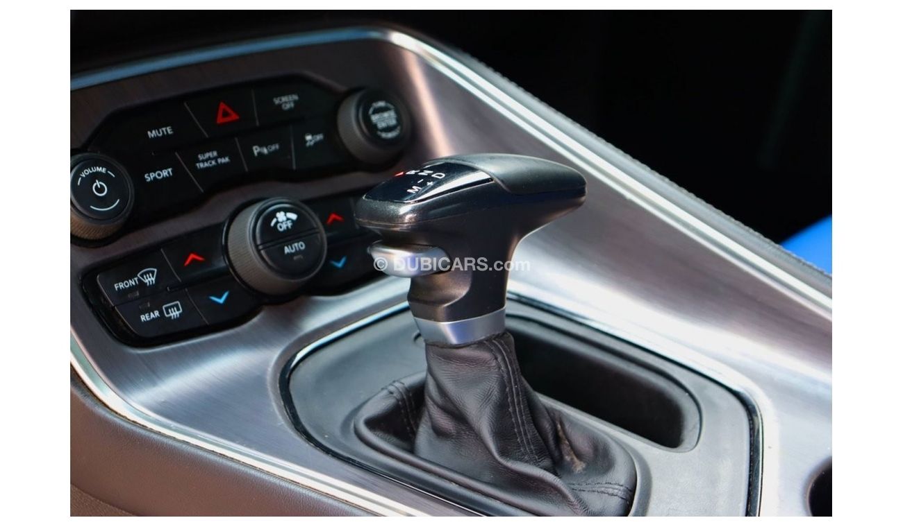 Dodge Challenger Dodge Challenger R/T / 2018 / USA / 5.7L 375HP