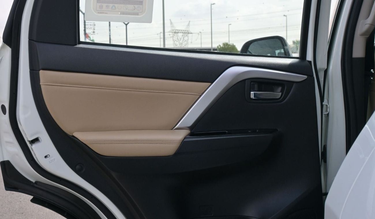 ميتسوبيشي مونتيرو سبورت Brand New Mitsubishi Montero Sport 2023 Export 3.0L A/T 4WD Petrol|White/Beige|