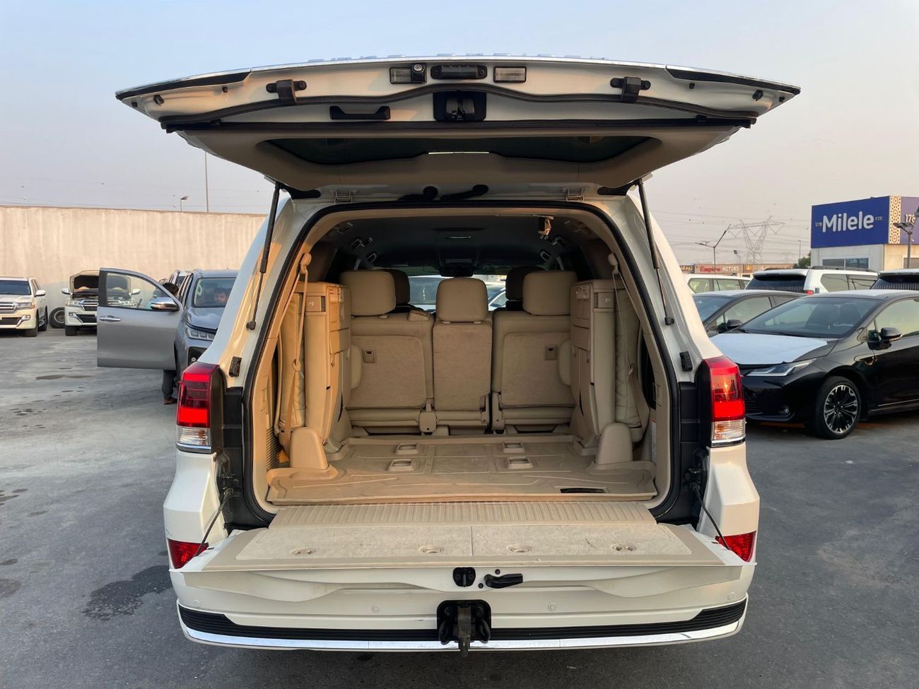 Toyota Land Cruiser GXR+ 4.0L