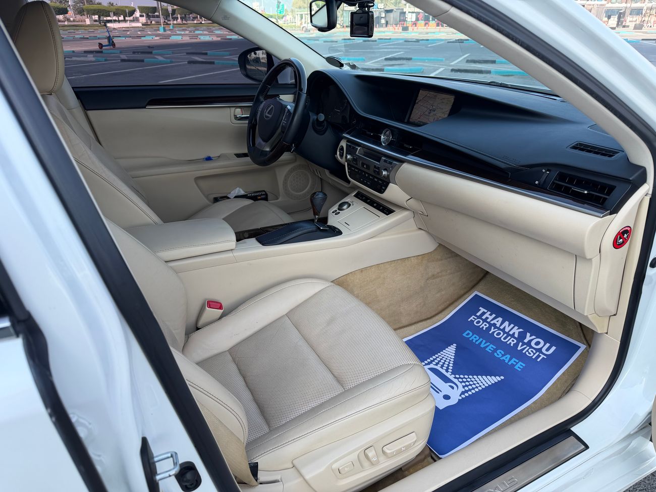 لكزس ES300h Hybrid 2.5L