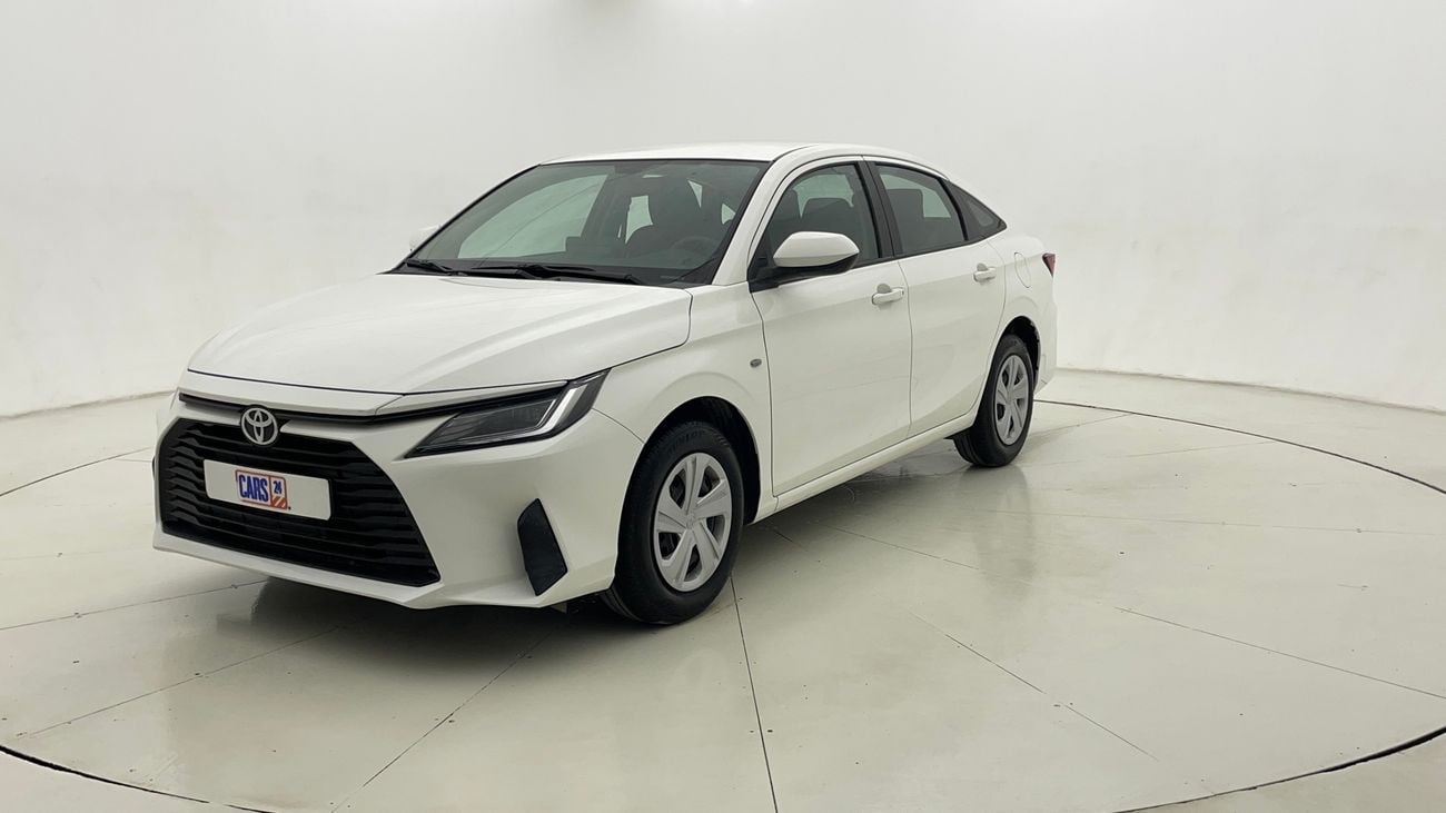 تويوتا يارس E 1.5 | بدون دفعة مقدمة | اختبار القيادة في المنزل