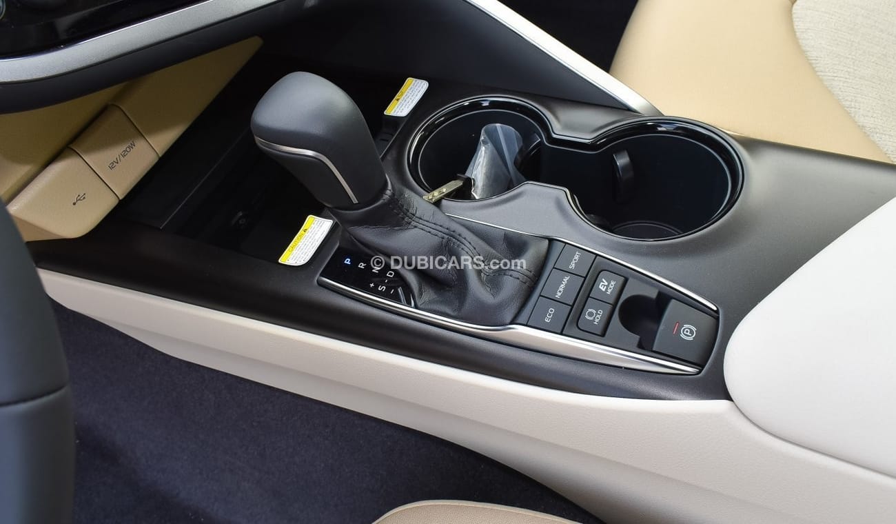 Toyota Camry GLE 2.5L Hybrid 2023