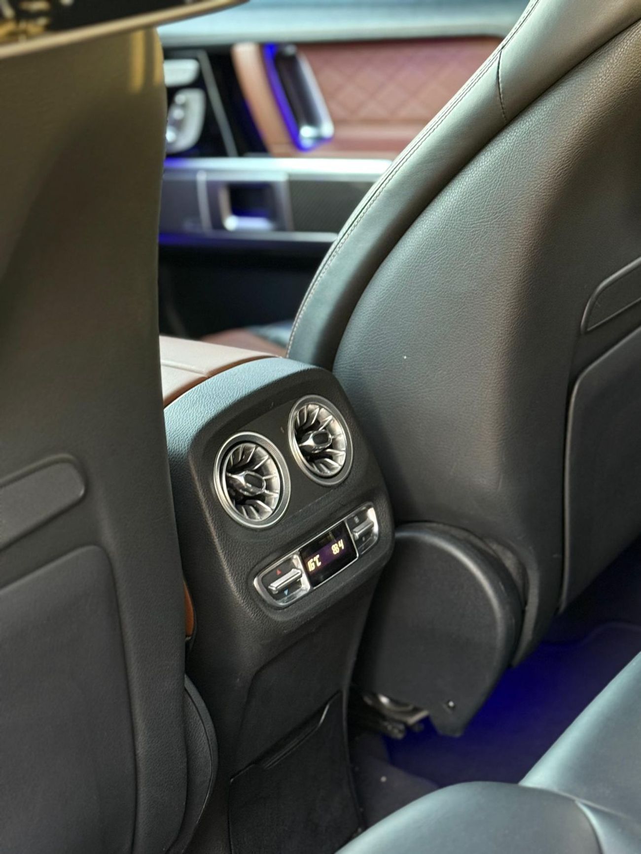 Mercedes-Benz G 63 AMG UNDER WARRANTY FROM GARGASH