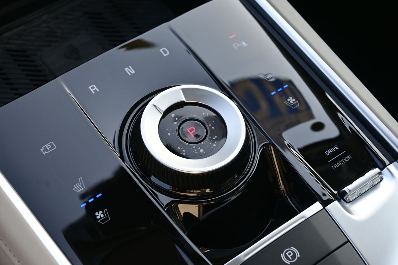 Kia Sportage Kia Sportage 2.0L Hybrid, Color Black, Model 2025