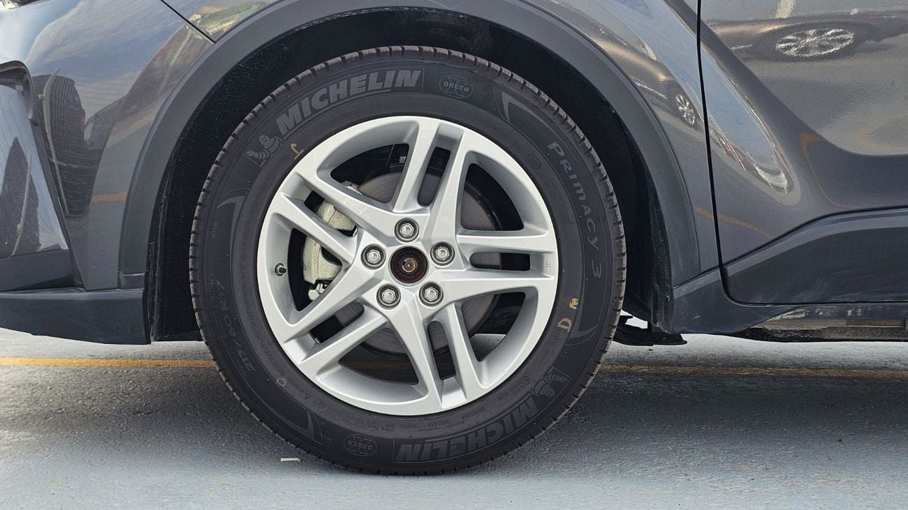 Toyota CHR Toyota C - HR Hybrid MY2023