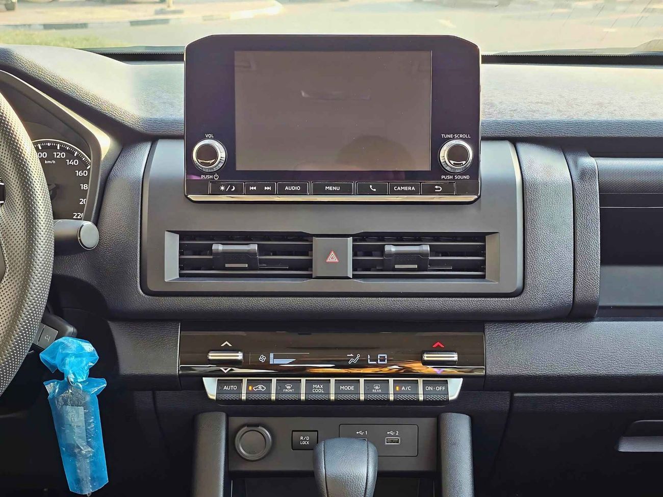 ميتسوبيشي L200 2.4L DSL/ A/T / FULL OPTION / 4WD (CODE# 68019)