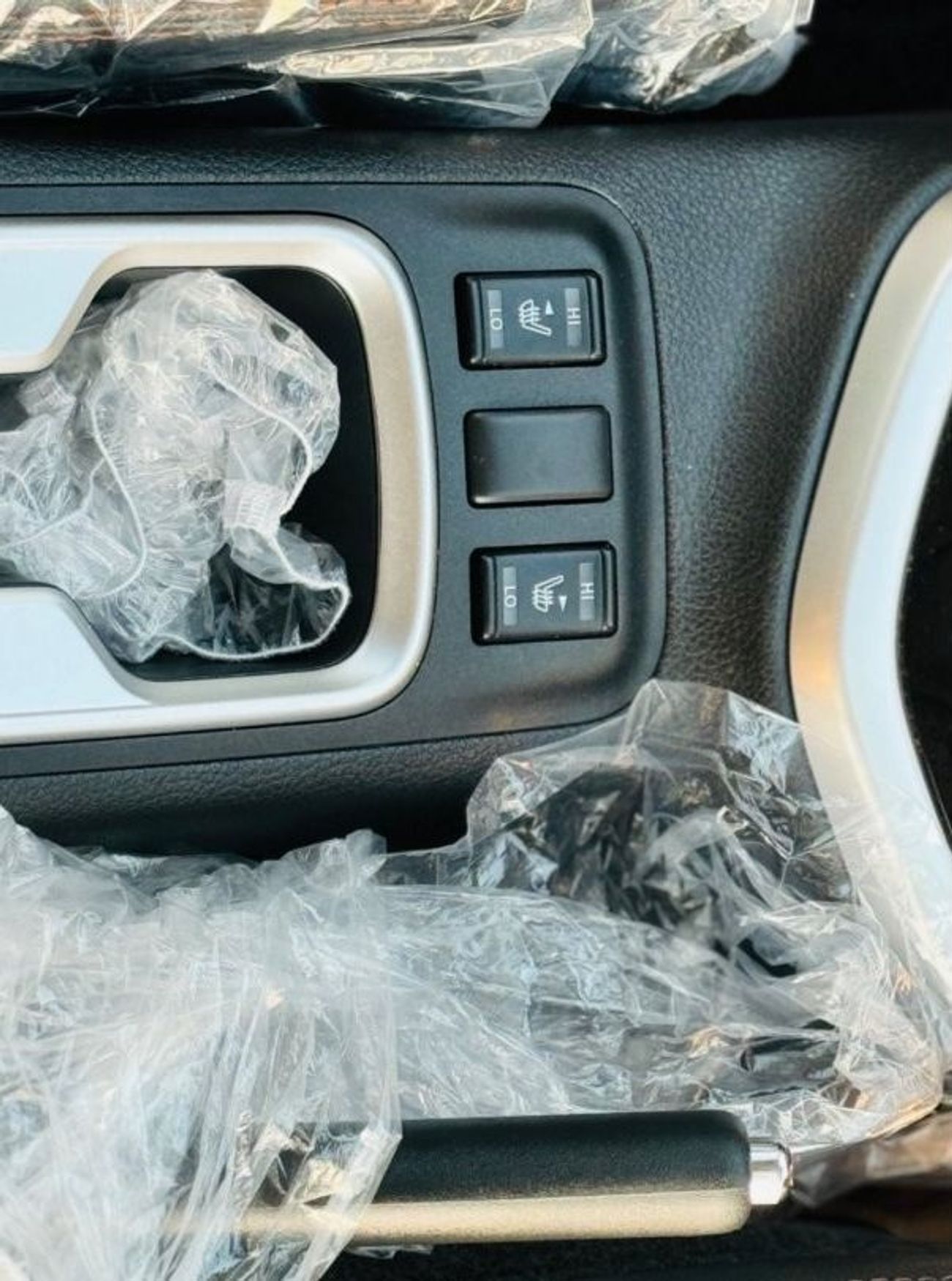 نيسان نافارا Full option top of the range