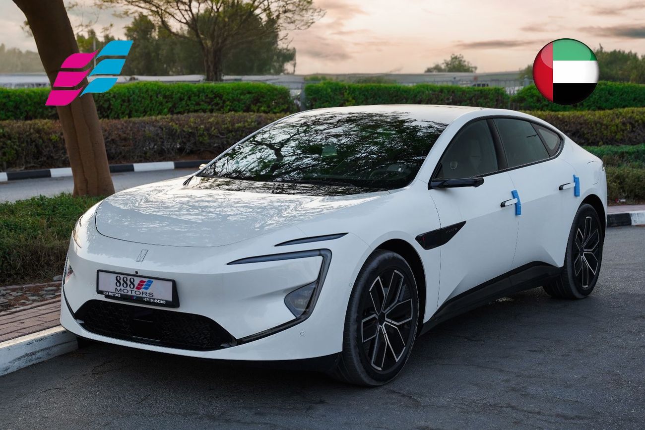 أفاتر 12 2025 AVATR 12 Ultra Extended Range Sedan White 0Km