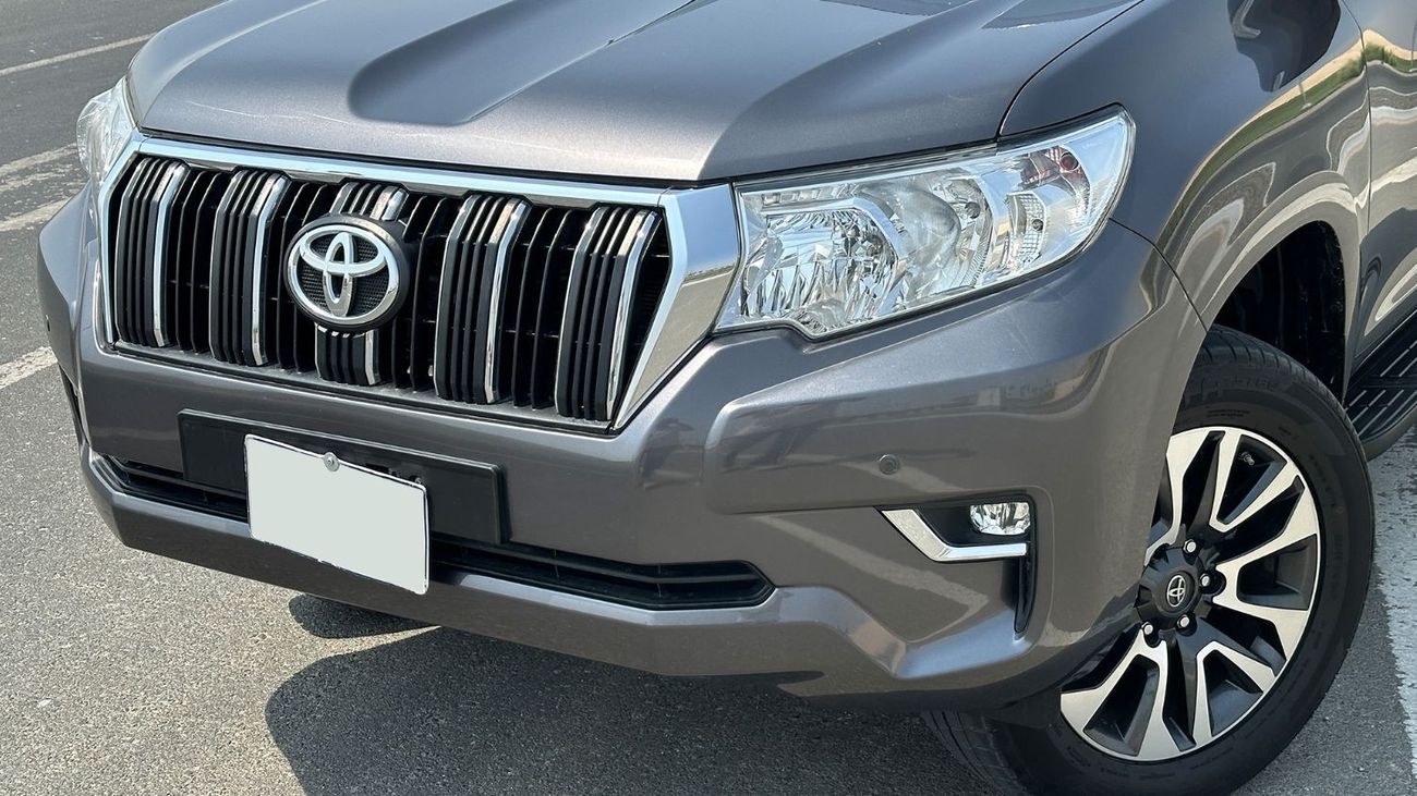 Toyota Prado GXR 4.0L 4WD V6 Low Mileage GCC in Perfect Condition