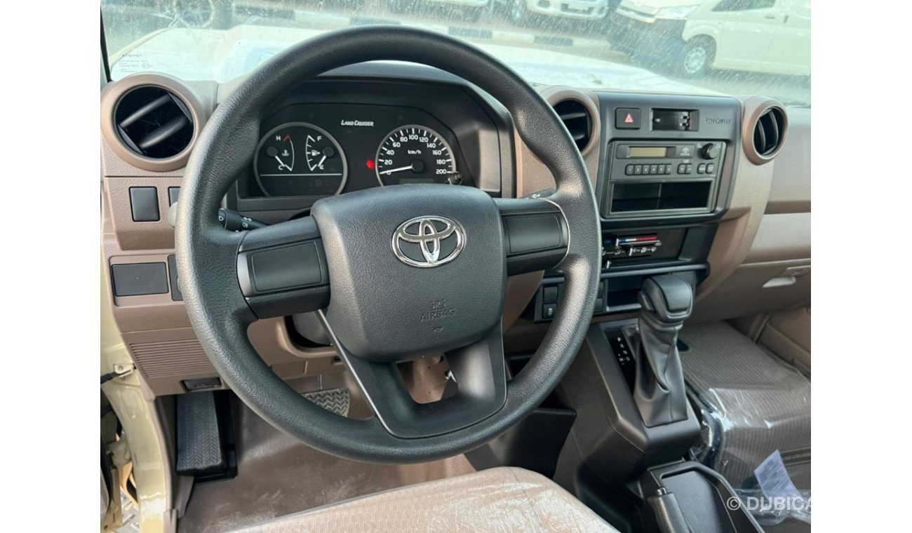 Toyota Land Cruiser Pick Up LC79 single cabin basic 4.0 petrol automatic