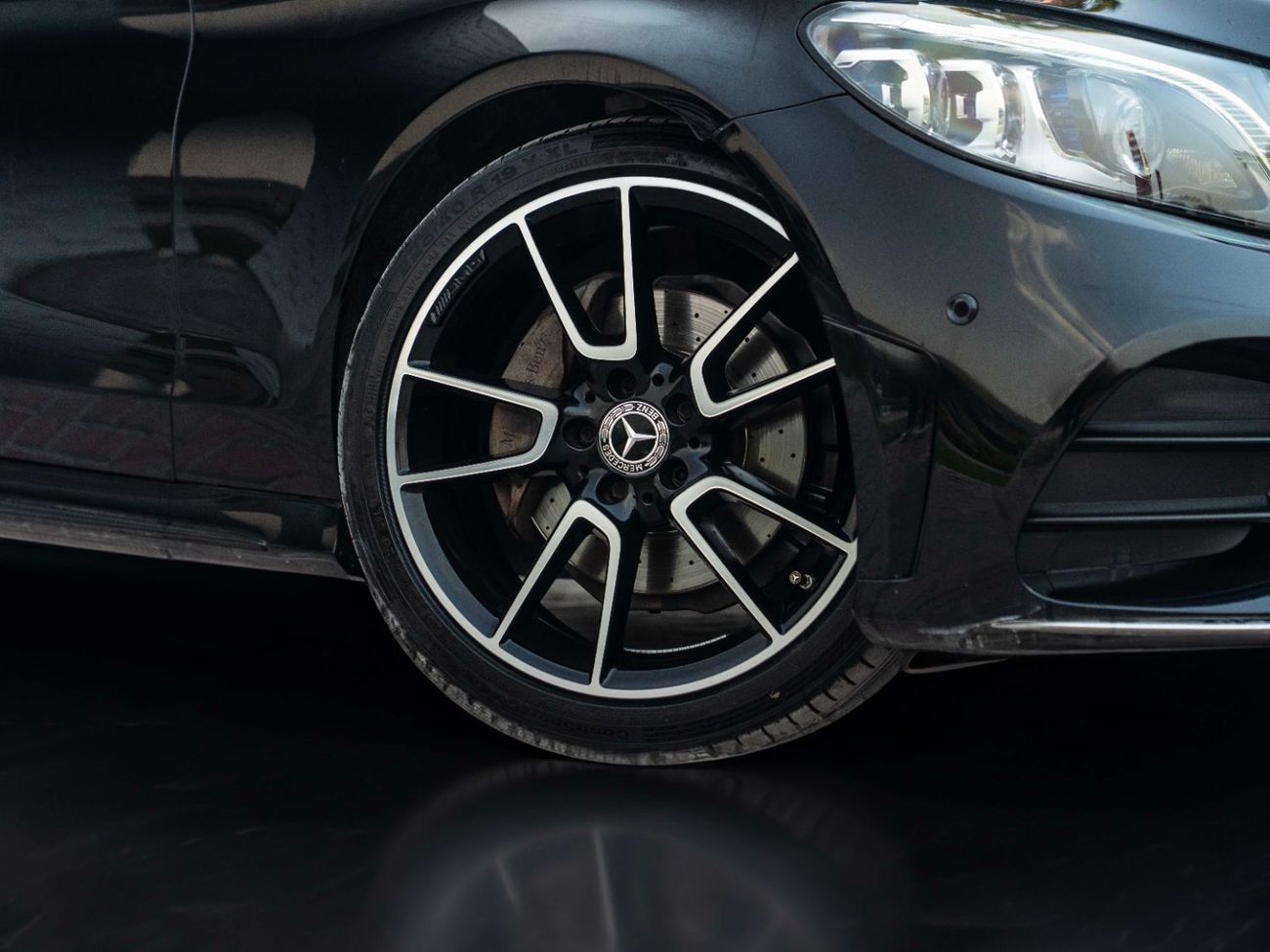 Mercedes-Benz C 200 Premium 2.0L