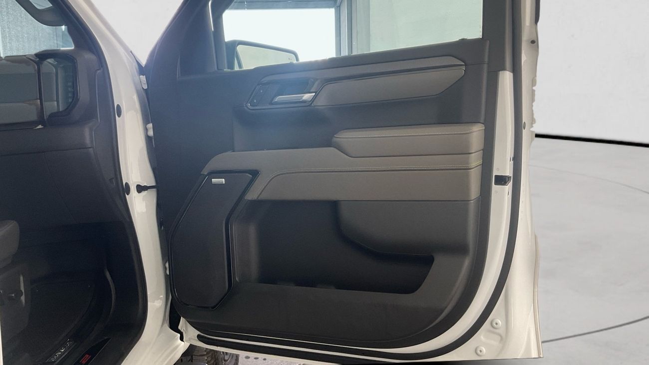 Chevrolet 1500 ZR2 | upto AED 20,000 Ramadan Discount | Guaranteed Warranty | 0 Down Payment