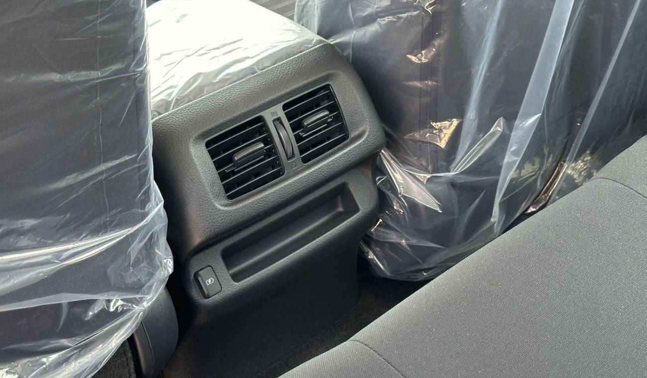 Nissan Navara 2.5D XE D23 4X4 DC PLUS MT