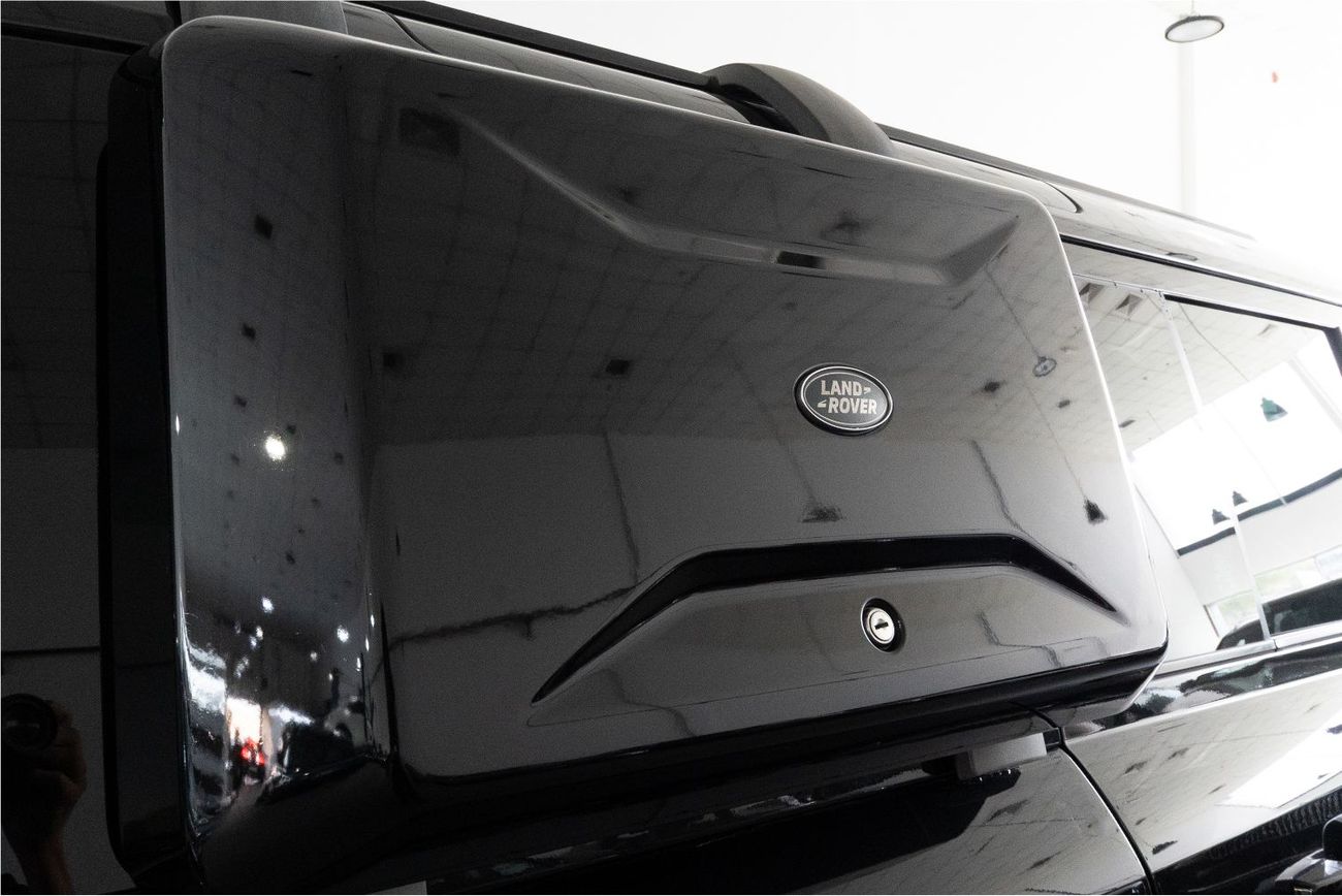 Land Rover Defender P400 110 First Edition 3.0L (7 Seater) P400 110 First Edition 3.0L