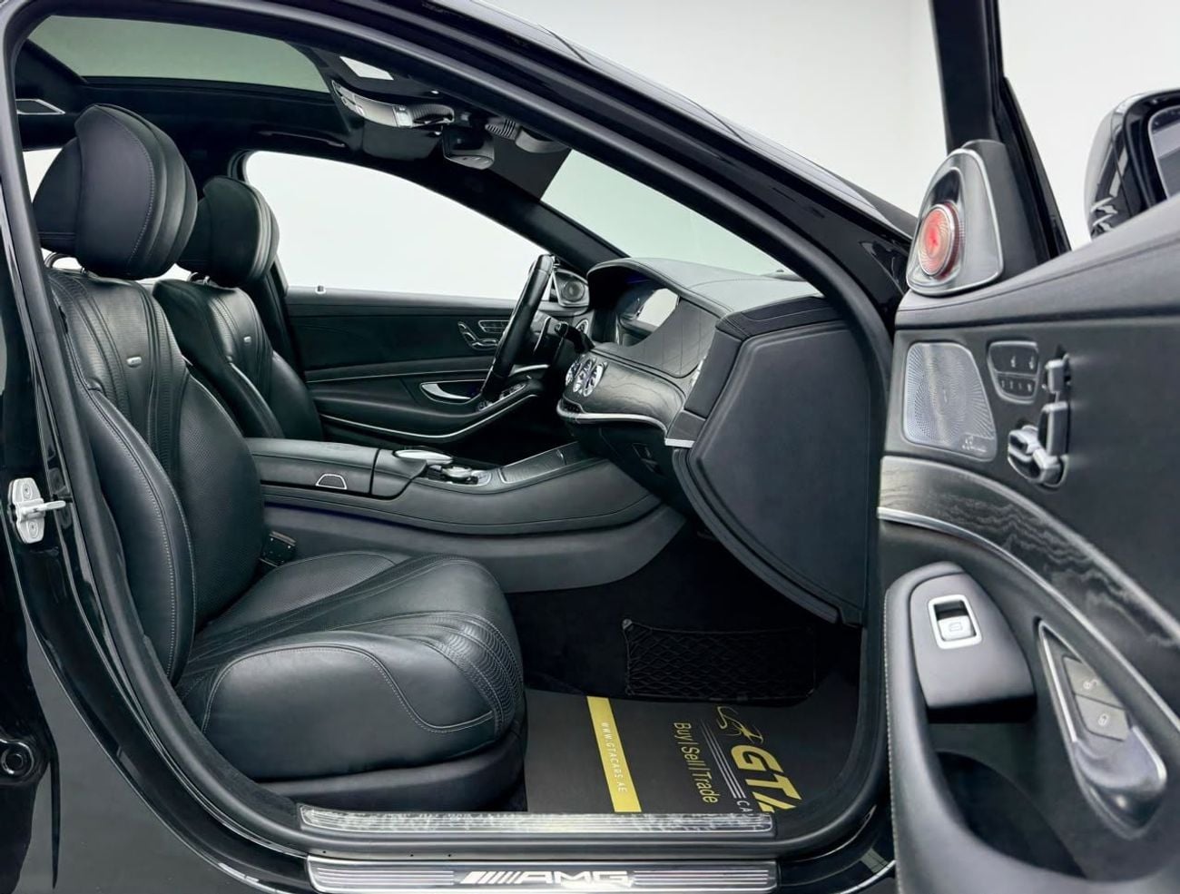 Mercedes Benz S63 AMG STANDARD