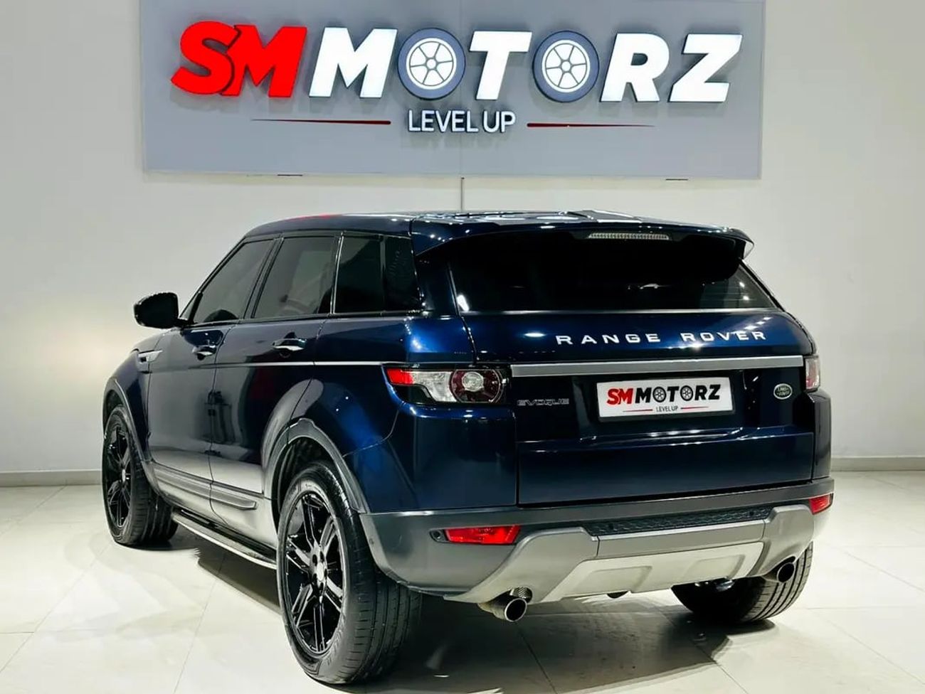 Land Rover Range Rover Evoque P200 HSE 2.0L GCC SPECS FULL OPTION ONLY 37500