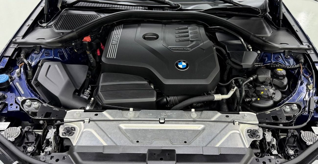 BMW 330i LUXURY LINE