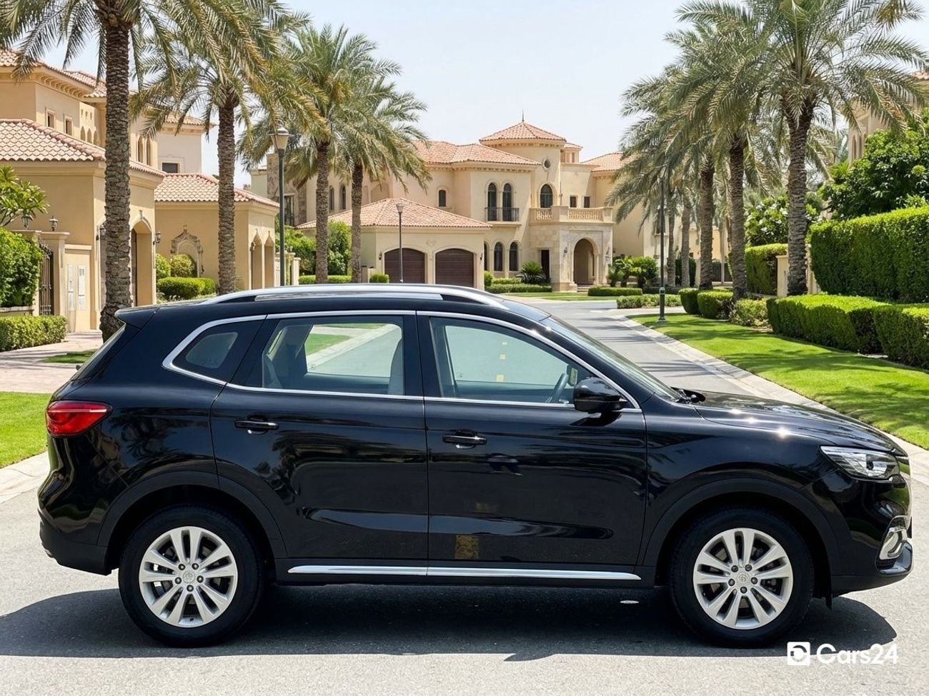 أم جي RX5 2L 2023 | 0 DP | 624/Month | 30 Day Return | Service History