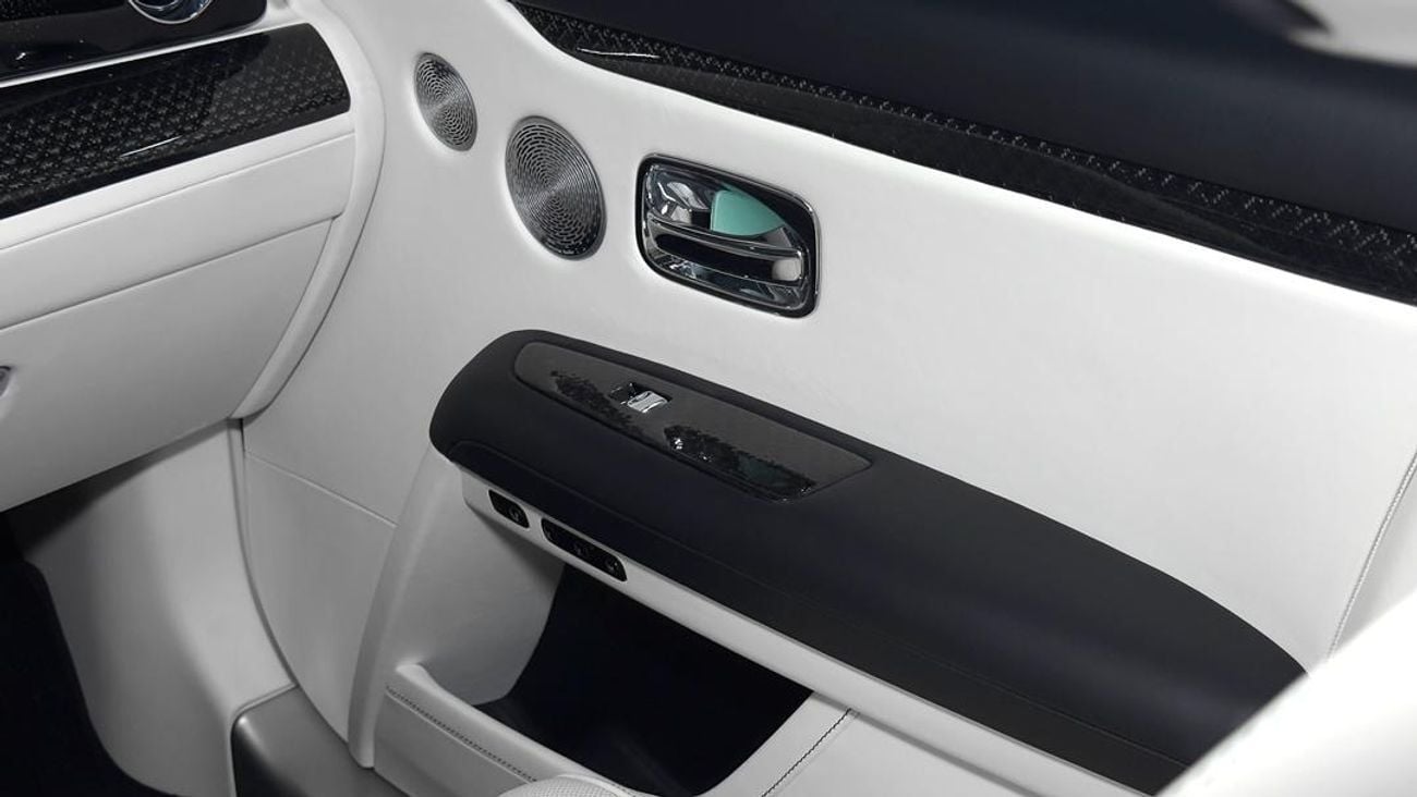 Rolls-Royce Ghost 6.75T Short Wheelbase