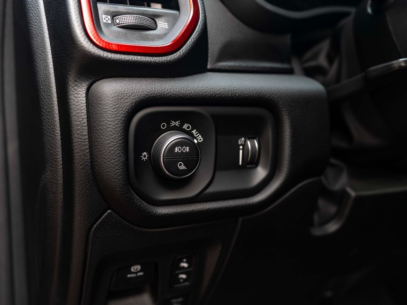 RAM 1500 Rebel Crew Cab 5.7L