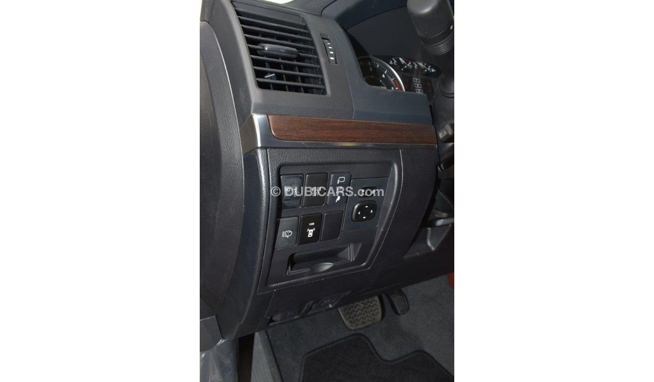 Toyota Land Cruiser 200 PLATINUM  GX-R V8 4.5L TURBO DIESEL  AUTOMATIC WITH KDSS