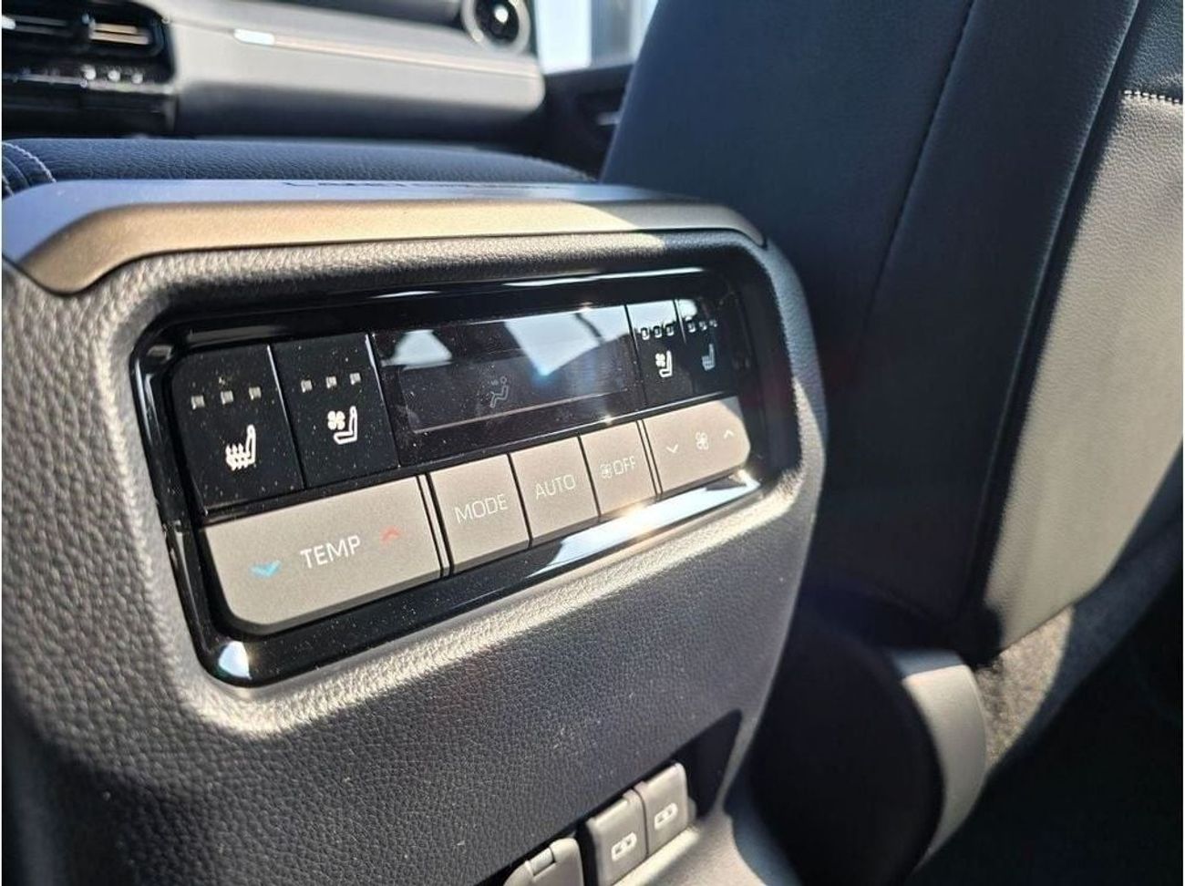 تويوتا برادو ADV 1st Edition 2.4T First Edition 2.4T European Spec Dual Tone Color