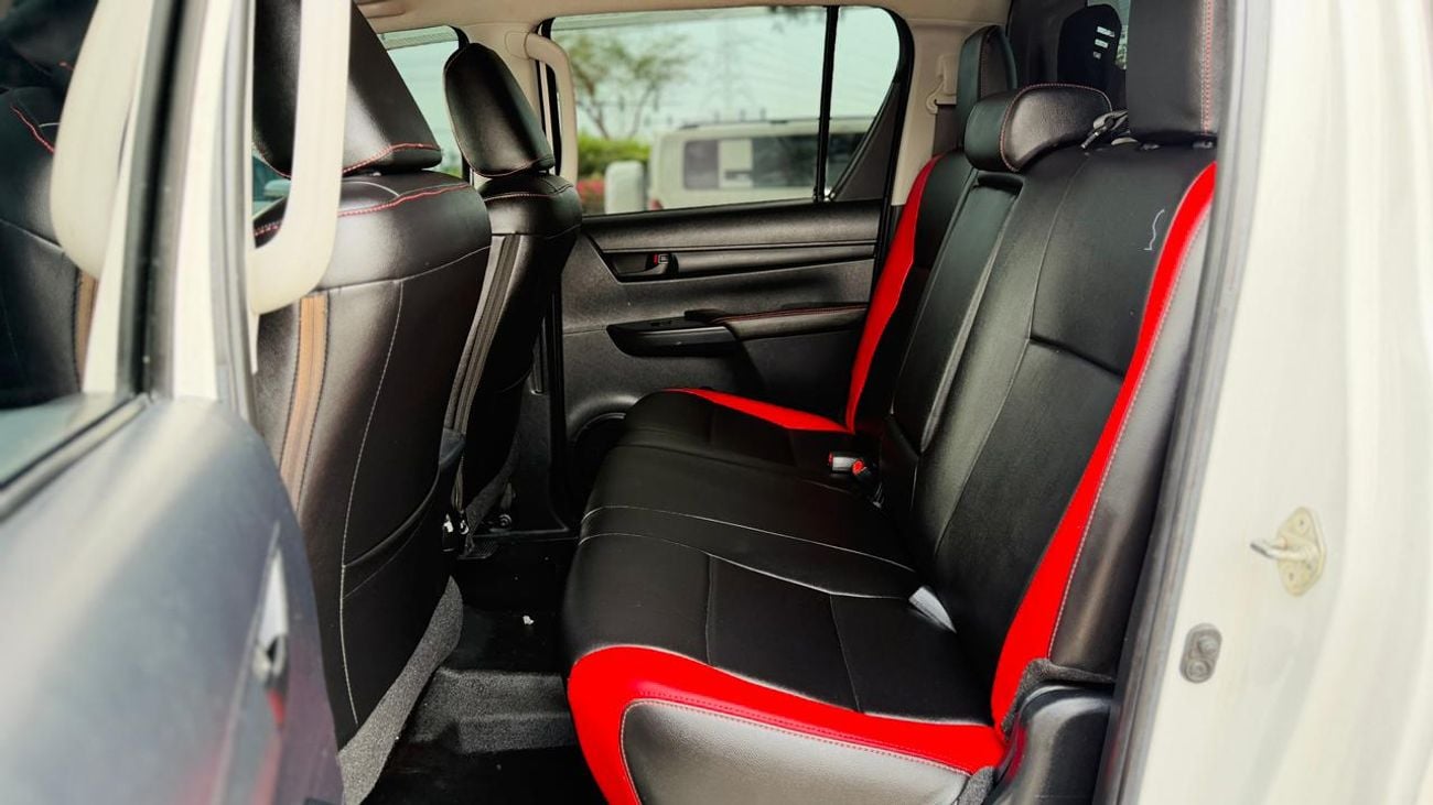 Toyota Hilux 2019 | 2.8L DIESEL ENGINE | AT | RHD | ROOF MOUNTED LED LIGHTS | 4X4 HEAVY SPORTS BAR WITH BASKET |