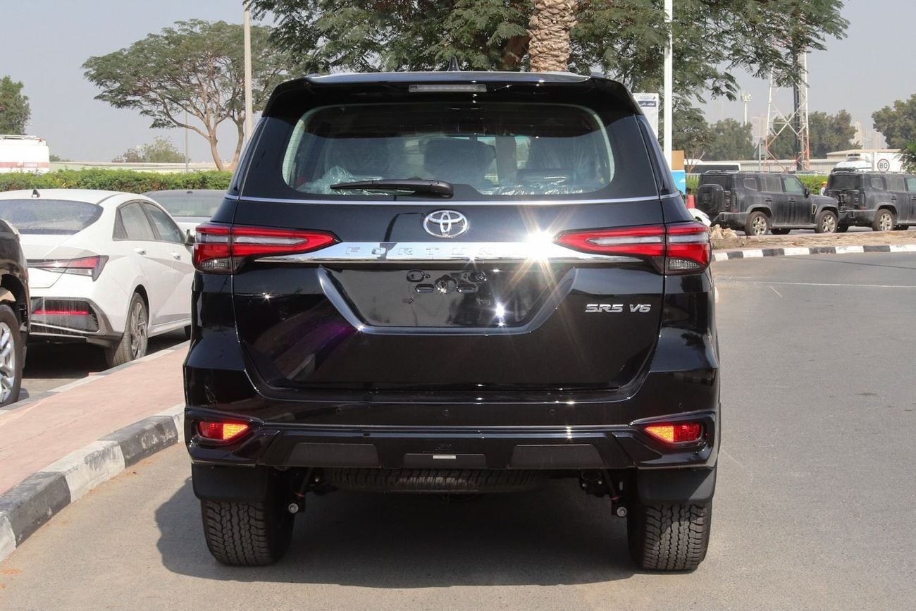 Toyota Fortuner SR5 V6 . 4.0L . Petrol . 4WD . 6-Speed Automatic . 7 Seats . 4 Doors 2026 Model . For Export