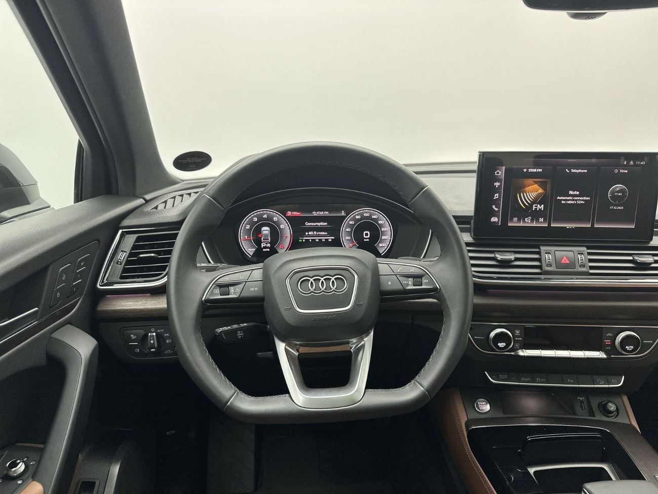 Audi Q5 45 TFSI quattro Advanced 2.0L (245 HP) 249hp (Ref# 30991) - EXCLUSIVE RAMADAN OFFER