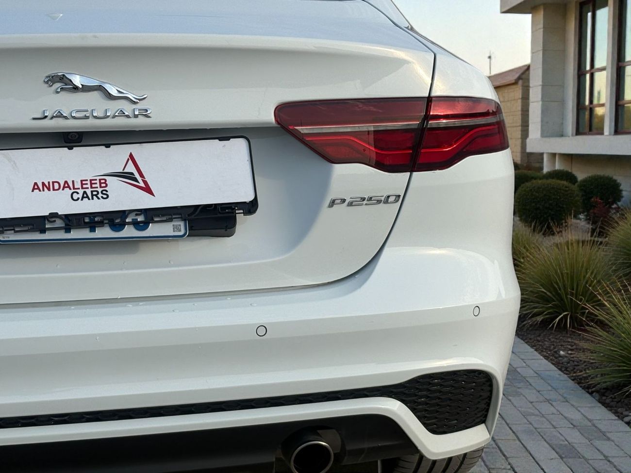 Jaguar XE S P250 2.0L