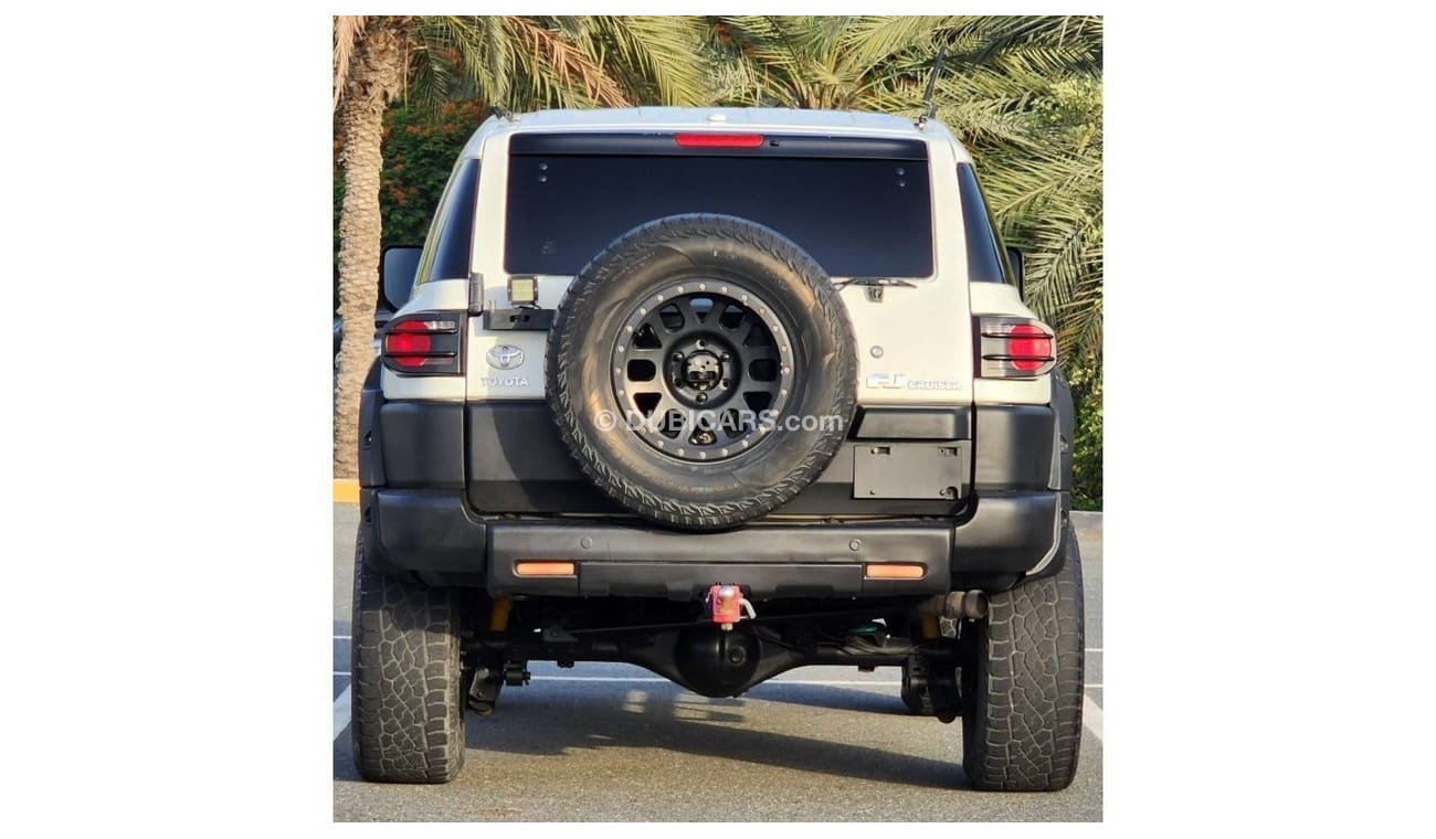 تويوتا إف جي كروزر GXR